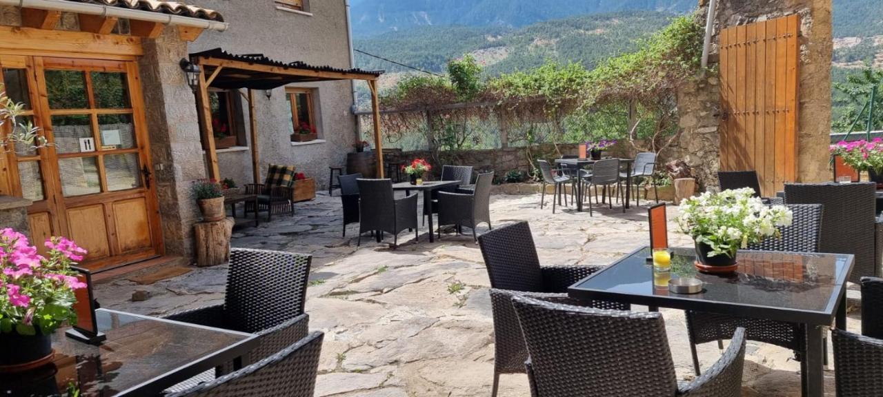 Hostal Rural Cal Xic Saldés Kültér fotó